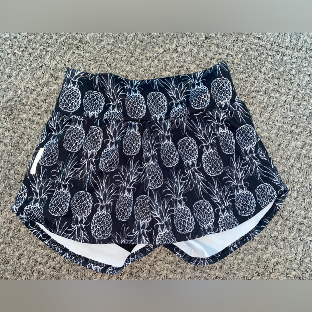 Pineapple runners